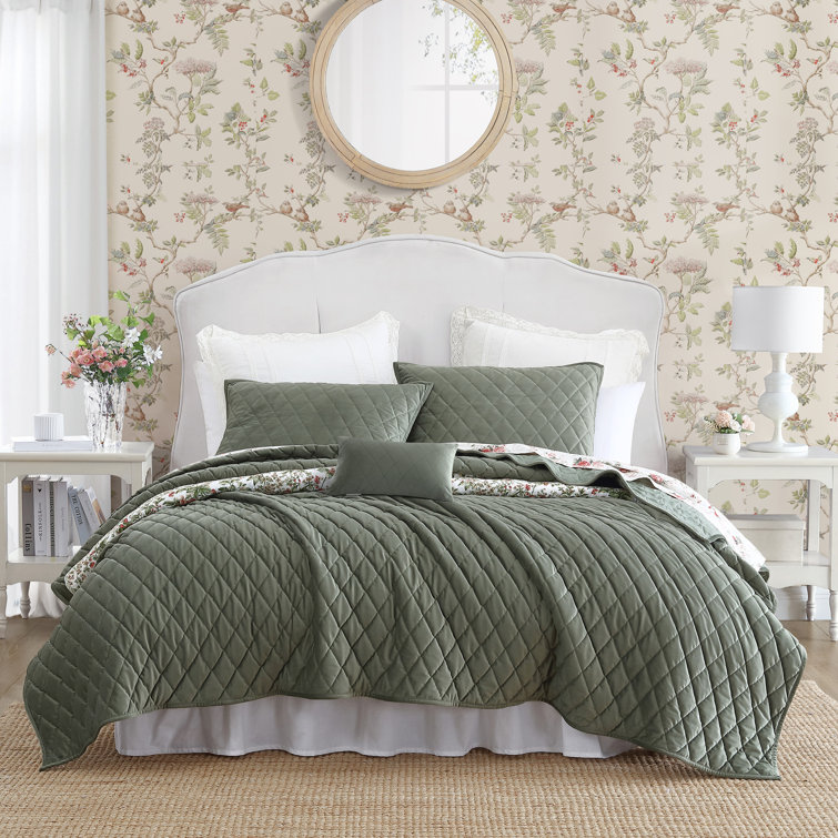 Laura ashley bed discount throws